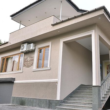 Center Villa Kutaisi Eksteriør billede