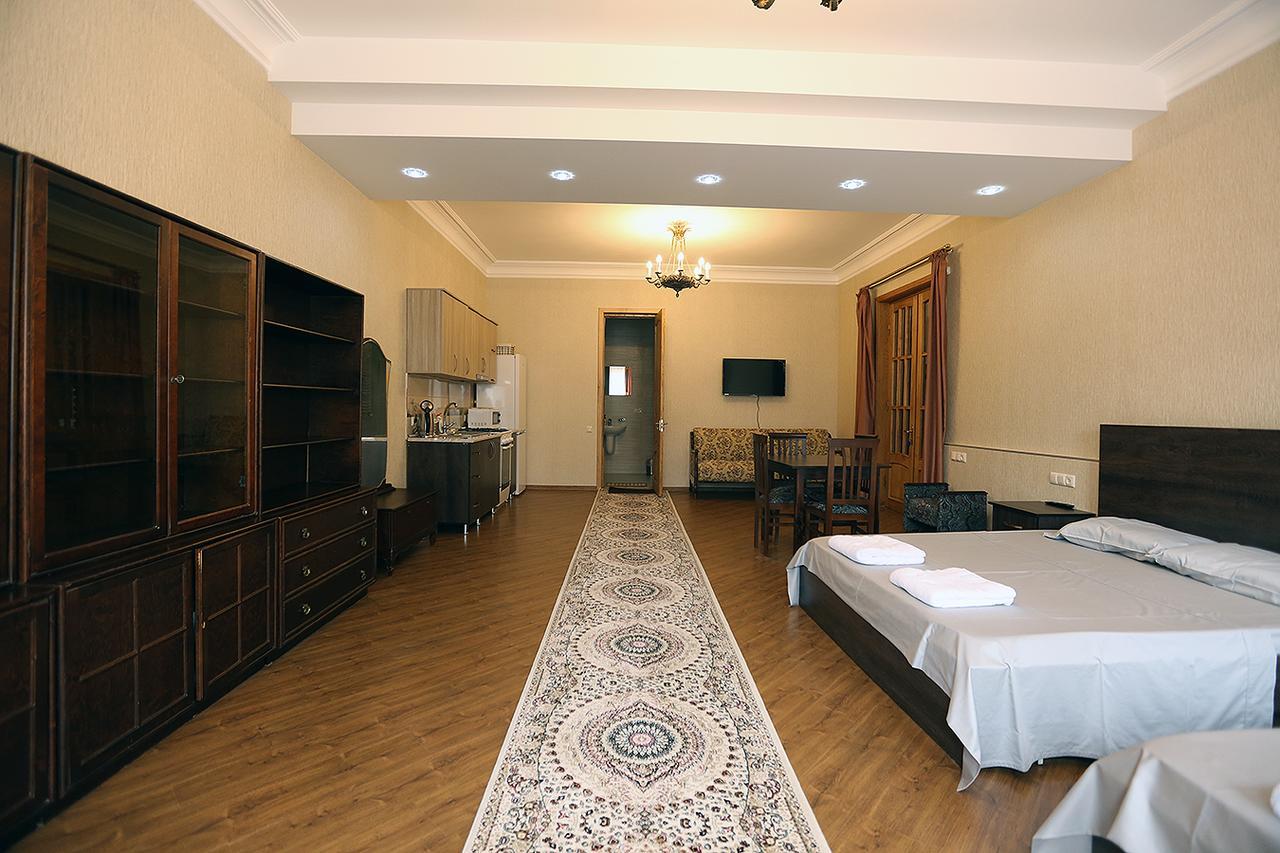 Center Villa Kutaisi Eksteriør billede