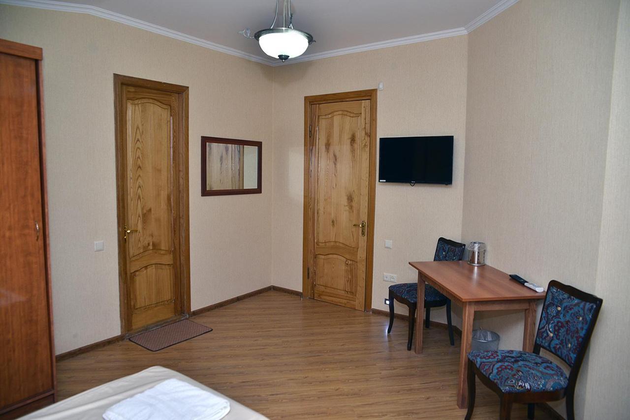 Center Villa Kutaisi Eksteriør billede