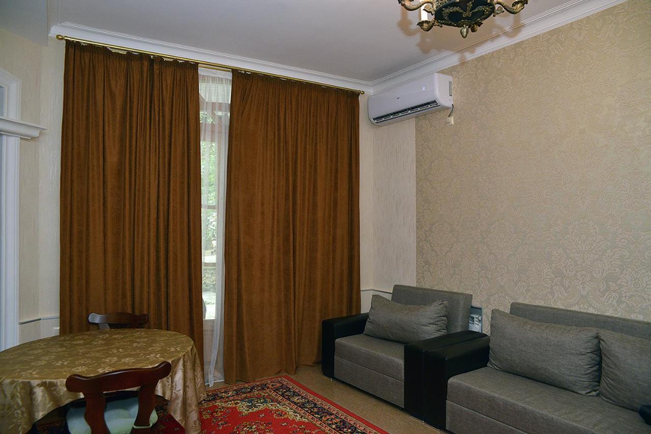 Center Villa Kutaisi Eksteriør billede